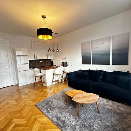 Luxury 3 Bedroom Apartment Near Schoenbrunn Palace 비엔나 외부 사진