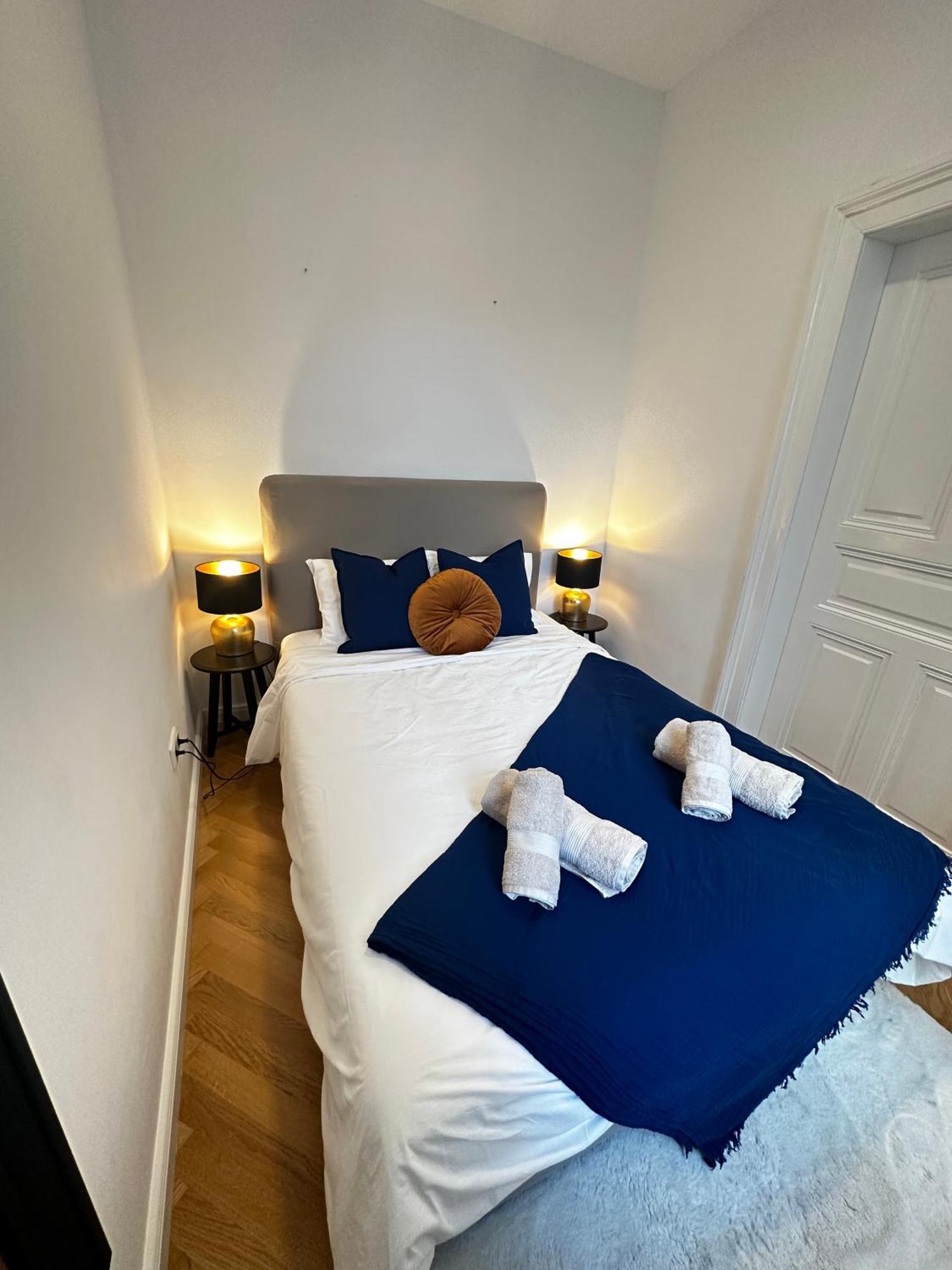 Luxury 3 Bedroom Apartment Near Schoenbrunn Palace 비엔나 외부 사진